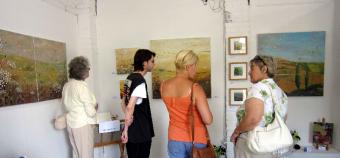 Visitors to my studio in Oaks Park